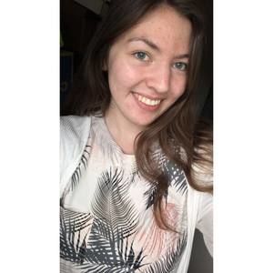 Meet your Posher, Caitlin